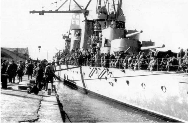 Иллюстрация к книге — Гвардейский крейсер «Красный Кавказ». [pic_154.jpg]