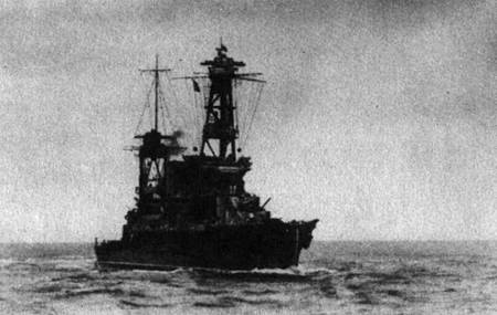 Иллюстрация к книге — Гвардейский крейсер «Красный Кавказ». [pic_173.jpg]