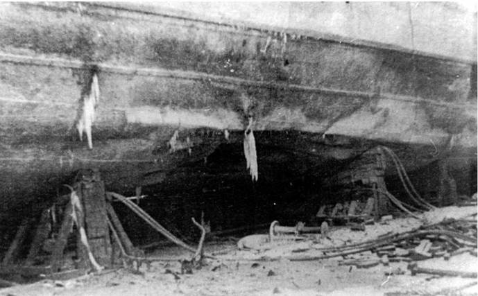 Иллюстрация к книге — Гвардейский крейсер «Красный Кавказ». [pic_90.jpg]