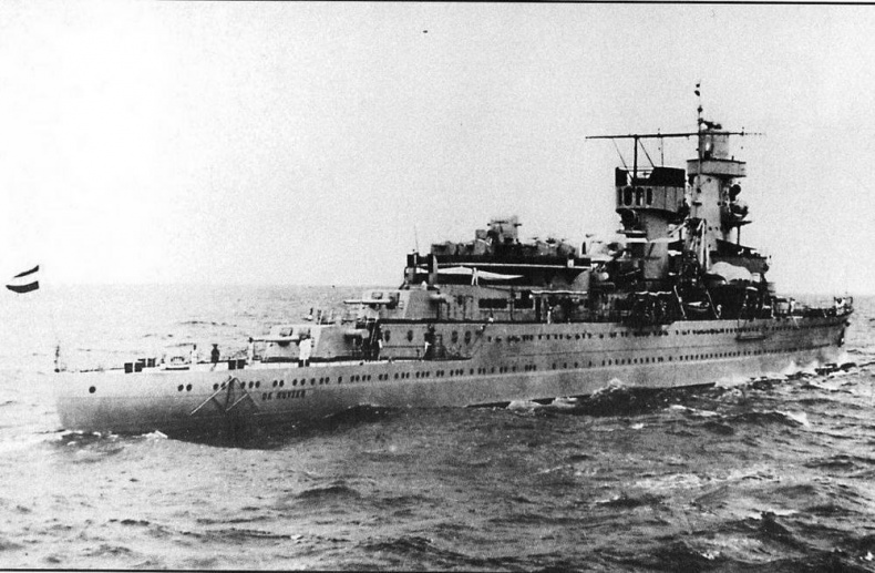 Иллюстрация к книге — Голландские крейсера Второй Мировой войны [img_131.jpg]