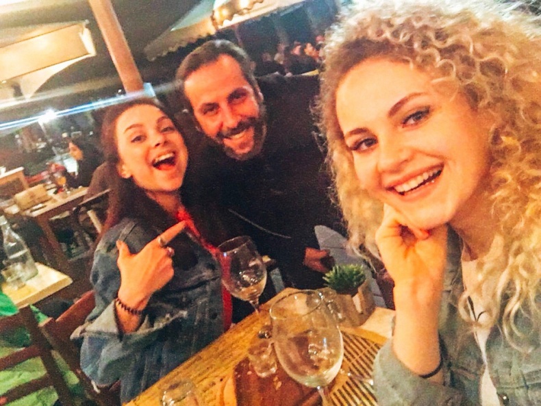 Иллюстрация к книге — Путешествие двух. Итальянские приключения. Руководство по безудержному веселью [_3.jpg]