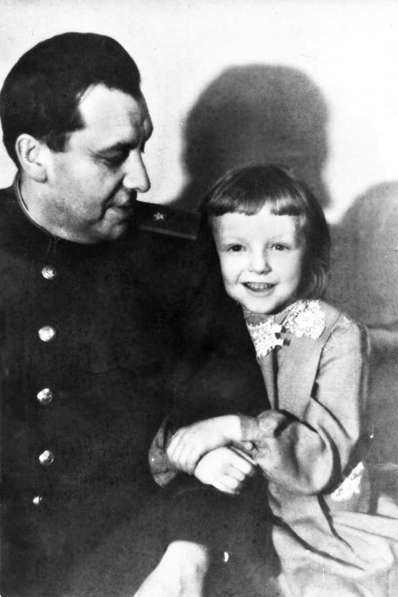 Иллюстрация к книге — Письма из Владимирской тюрьмы [i_034.jpg]