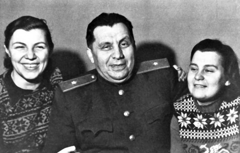 Иллюстрация к книге — Письма из Владимирской тюрьмы [i_039.jpg]