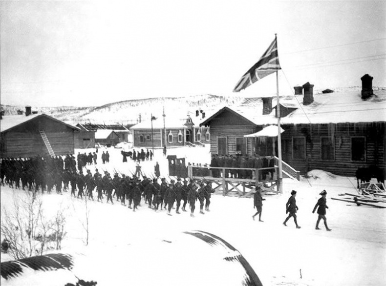 Иллюстрация к книге — Пуля для адмирала Кетлинского [_223.jpg]