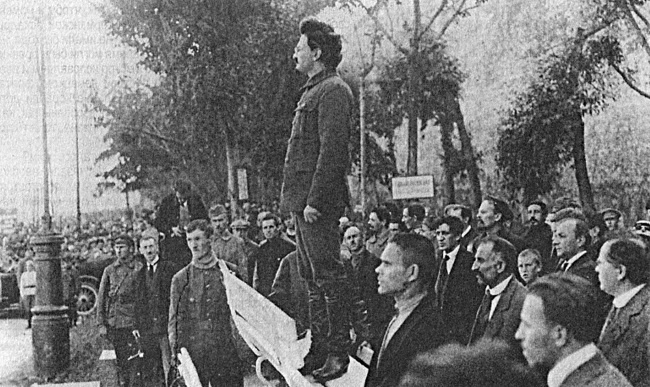 Иллюстрация к книге — Мифы советской эпохи [i_006.jpg]