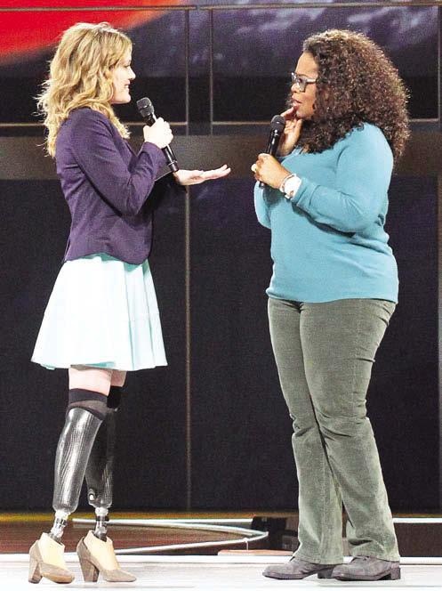 Иллюстрация к книге — Шаг вперед. История девушки, которая, потеряв ноги, научилась танцевать [_16.jpg]