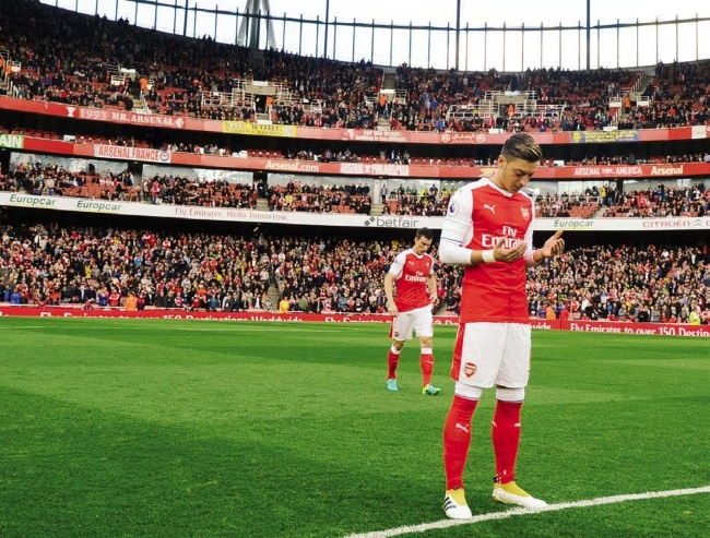 Иллюстрация к книге — Озил. Автобиография [i_007.jpg]