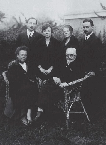 Иллюстрация к книге — Записки князя Дмитрия Александровича Оболенского. 1855 – 1879 [i_013.jpg]