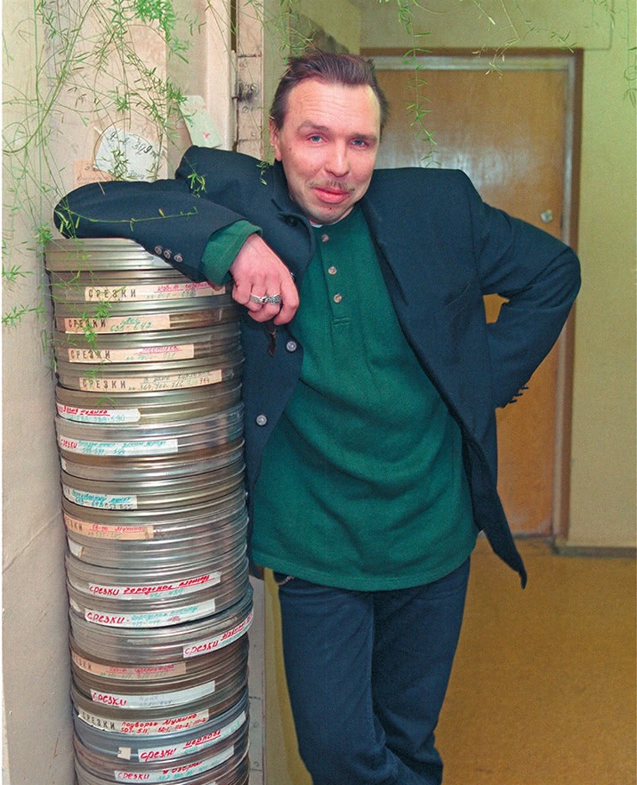 Иллюстрация к книге — Путь Горыныча. Авторизованная биография Гарика Сукачева [i_019.jpg]