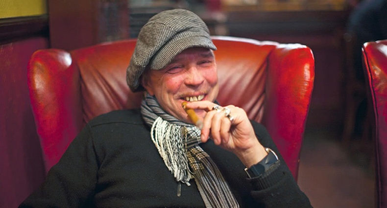 Иллюстрация к книге — Путь Горыныча. Авторизованная биография Гарика Сукачева [i_055.jpg]