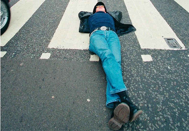 Иллюстрация к книге — Путь Горыныча. Авторизованная биография Гарика Сукачева [i_060.jpg]