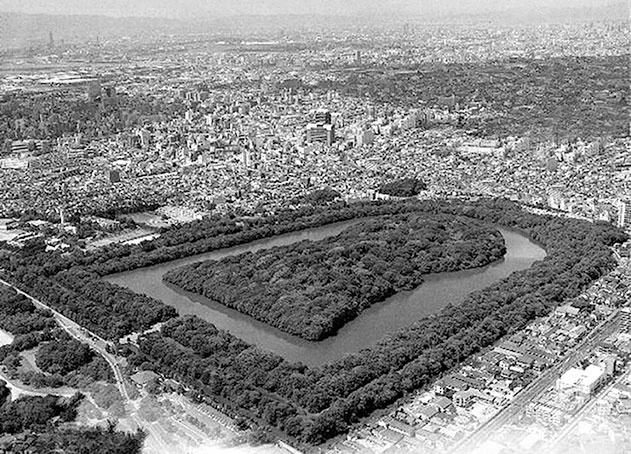 Иллюстрация к книге — Самураи. Первая полная энциклопедия [i_028.jpg]