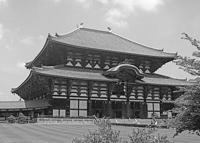 Иллюстрация к книге — Самураи. Первая полная энциклопедия [i_036.jpg]