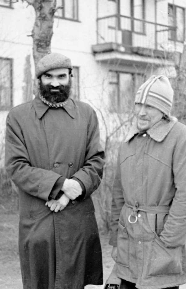 Иллюстрация к книге — Венедикт Ерофеев: посторонний [i_024.jpg]