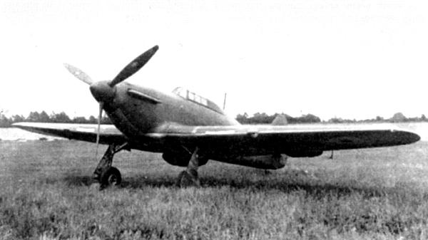 Иллюстрация к книге — «Ураганный» истребитель. «Харрикейны» в бою [i_029.jpg]