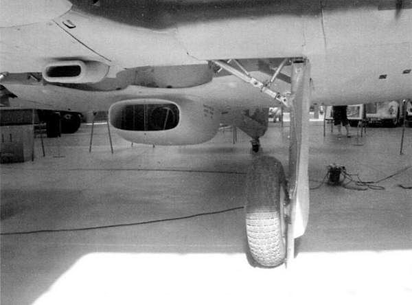 Иллюстрация к книге — «Ураганный» истребитель. «Харрикейны» в бою [i_040.jpg]