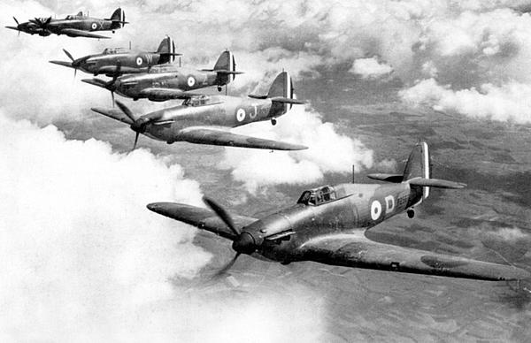 Иллюстрация к книге — «Ураганный» истребитель. «Харрикейны» в бою [i_055.jpg]