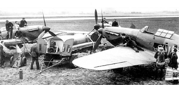 Иллюстрация к книге — «Ураганный» истребитель. «Харрикейны» в бою [i_062.jpg]