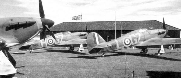 Иллюстрация к книге — «Ураганный» истребитель. «Харрикейны» в бою [i_202.jpg]