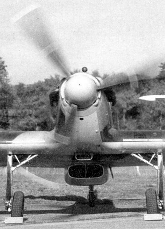 Иллюстрация к книге — «Ураганный» истребитель. «Харрикейны» в бою [i_204.jpg]