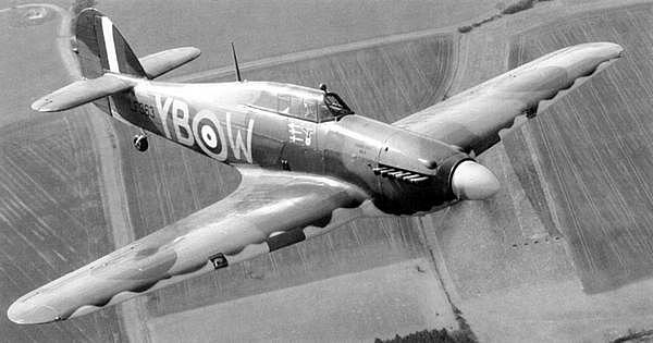 Иллюстрация к книге — «Ураганный» истребитель. «Харрикейны» в бою [i_207.jpg]