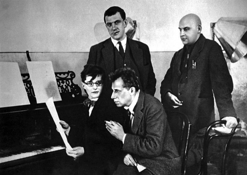 Иллюстрация к книге — Главная тайна горлана-главаря. Книга 4. Сошедший сам [_348.jpg]