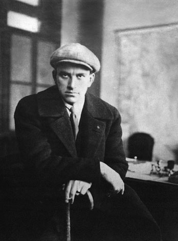 Иллюстрация к книге — Главная тайна горлана-главаря. Взошедший сам [i_001.jpg]