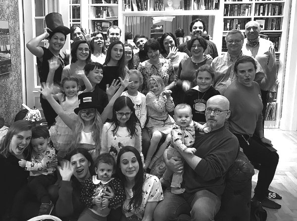 Иллюстрация к книге — Время колоть лёд [i_058.jpg]