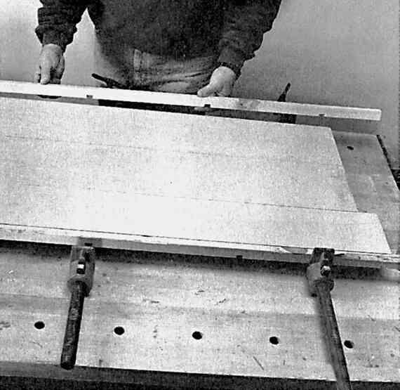 Иллюстрация к книге — Работы по дереву. Мебель для дома своими руками [i_051.jpg]