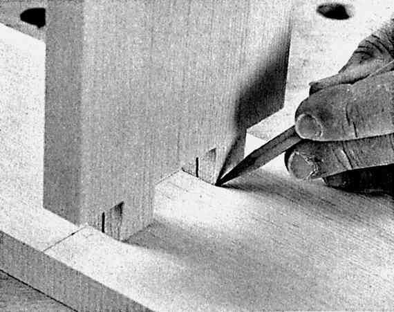 Иллюстрация к книге — Работы по дереву. Мебель для дома своими руками [i_085.jpg]