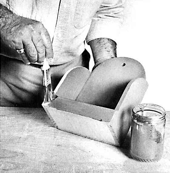 Иллюстрация к книге — Работы по дереву. Мебель для дома своими руками [i_183.jpg]