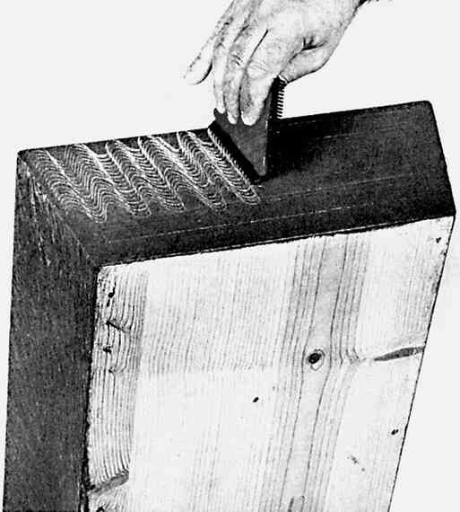 Иллюстрация к книге — Работы по дереву. Мебель для дома своими руками [i_190.jpg]