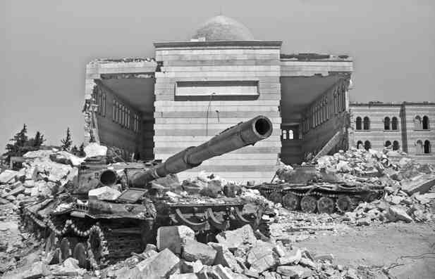 Иллюстрация к книге — Незримая битва сверхдержав [i_024.jpg]