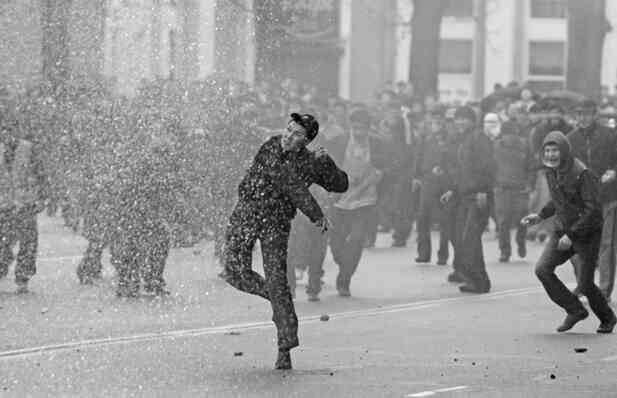 Иллюстрация к книге — Незримая битва сверхдержав [i_034.jpg]