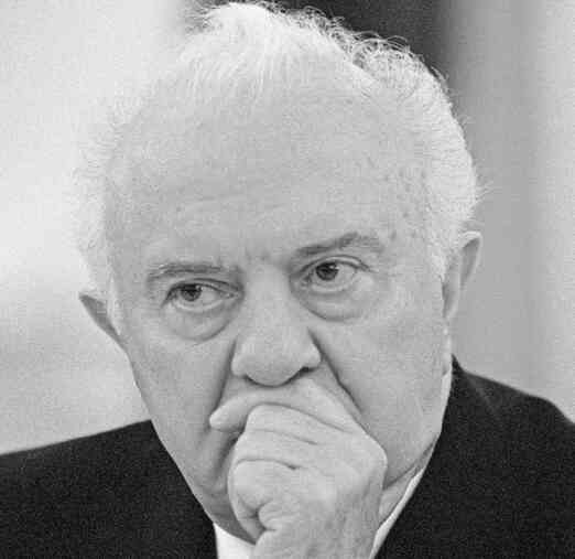 Иллюстрация к книге — Незримая битва сверхдержав [i_047.jpg]