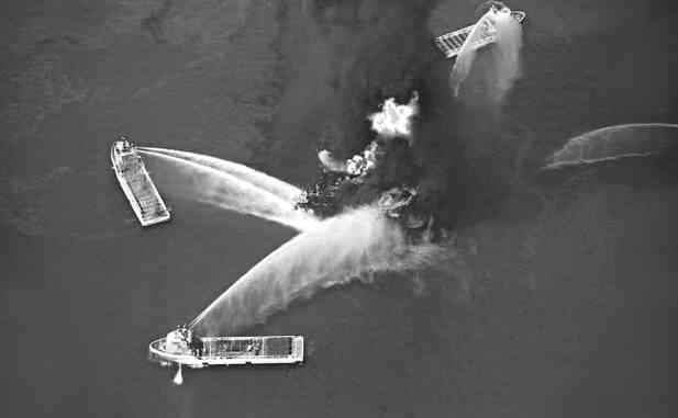 Иллюстрация к книге — Незримая битва сверхдержав [i_091.jpg]