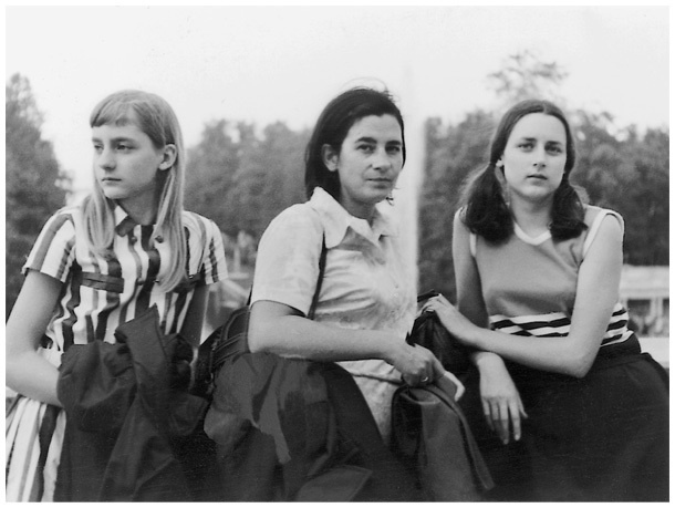 Иллюстрация к книге — Московские дневники. Кто мы и откуда… [i_025.jpg]