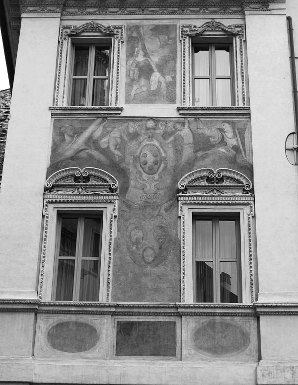 Иллюстрация к книге — Просто Рим. Образы Италии XXI [i_010.jpg]