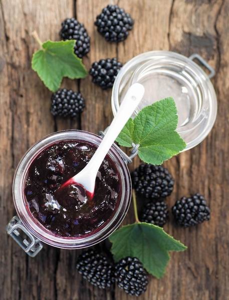 Иллюстрация к книге — 365 рецептов. Блюда из хлебопечки [i_049.jpg]