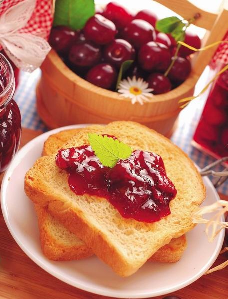 Иллюстрация к книге — 365 рецептов. Блюда из хлебопечки [i_056.jpg]