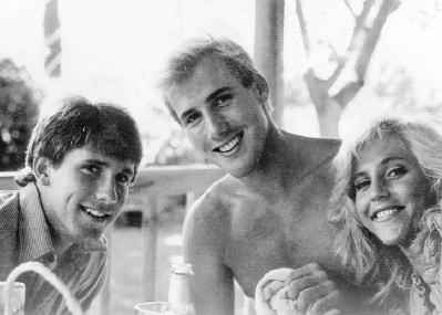 Иллюстрация к книге — Три недели с моим братом [i_008.jpg]