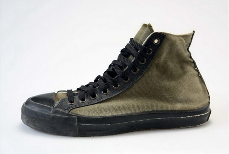 Иллюстрация к книге — Кроссовки. Культурная биография спортивной обуви [i_026.jpg]