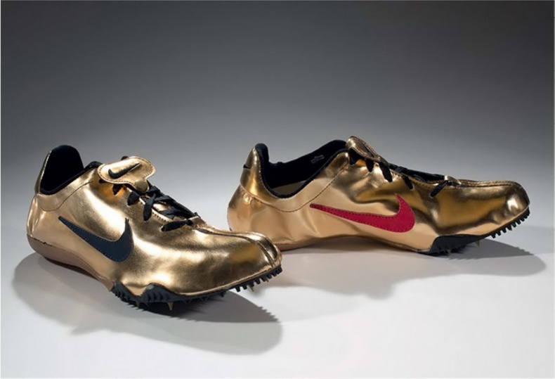 Иллюстрация к книге — Кроссовки. Культурная биография спортивной обуви [i_029.jpg]