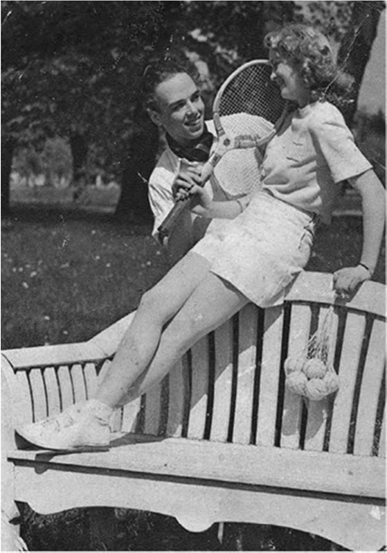 Иллюстрация к книге — Кроссовки. Культурная биография спортивной обуви [i_086.jpg]