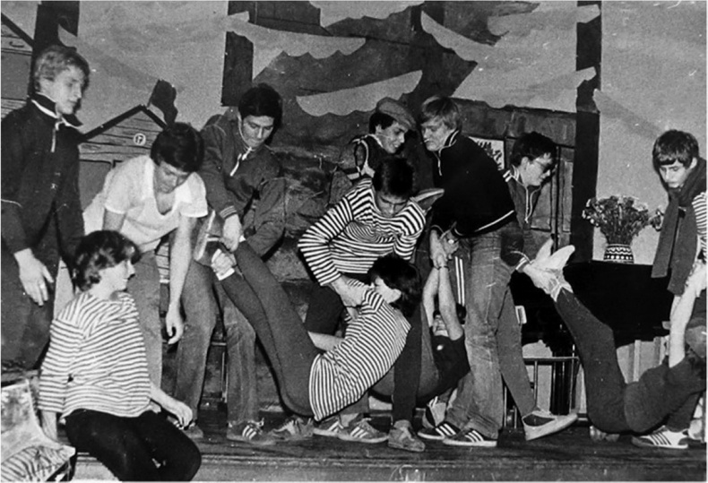 Иллюстрация к книге — Кроссовки. Культурная биография спортивной обуви [i_134.jpg]