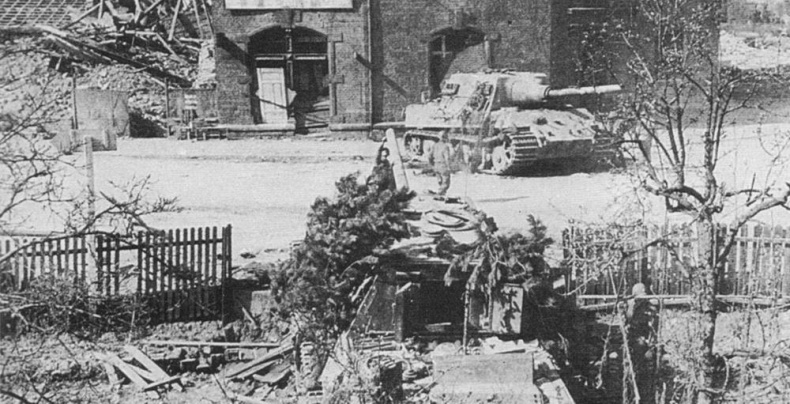 Иллюстрация к книге — «Ягдтигр» самый большой истребитель танков [img_62.jpg]