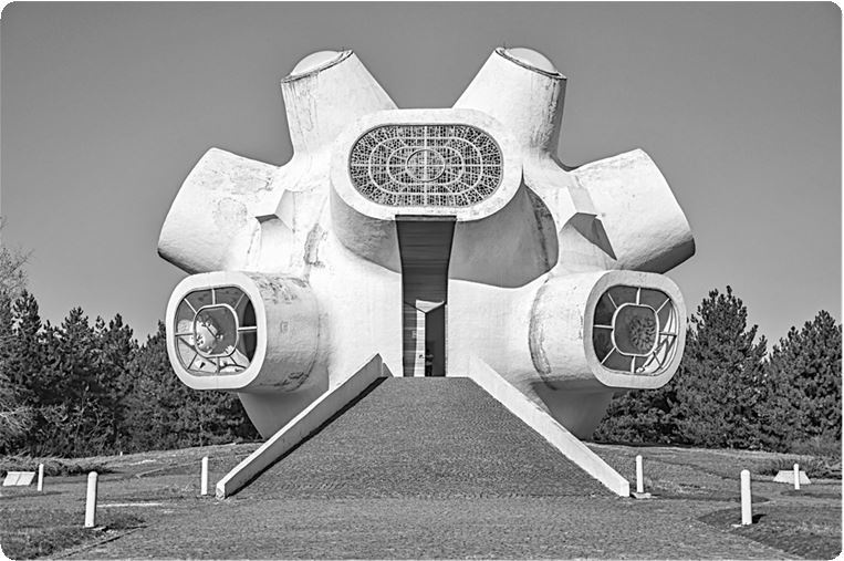 Иллюстрация к книге — Балканы. Окраины империй [i_018.jpg]