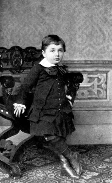 Иллюстрация к книге — Говорит Альберт Эйнштейн [i_004.jpg]