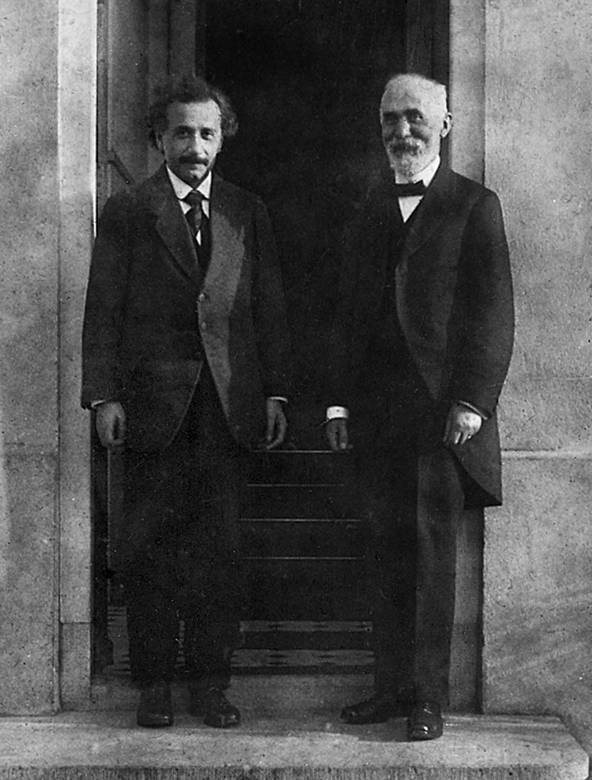 Иллюстрация к книге — Говорит Альберт Эйнштейн [i_020.jpg]