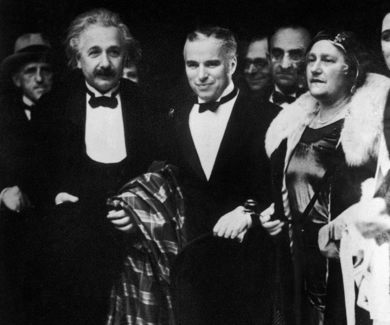 Иллюстрация к книге — Говорит Альберт Эйнштейн [i_055.jpg]